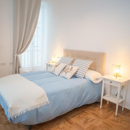 Apartamento Encarnacion Playa Caleta Cádiz Exteriör bild